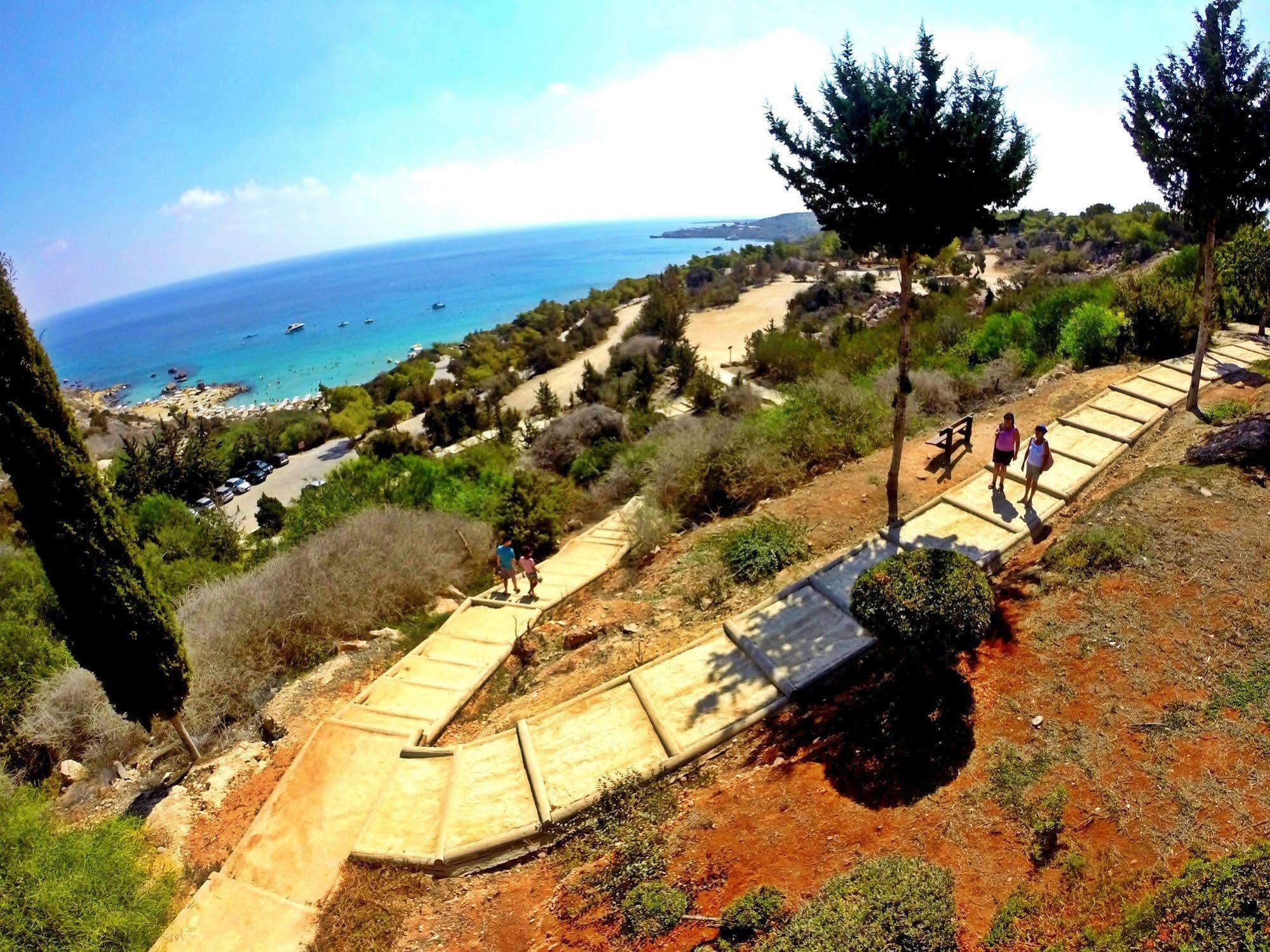 Konnos Bay Hotel Apartments Protaras Extérieur photo