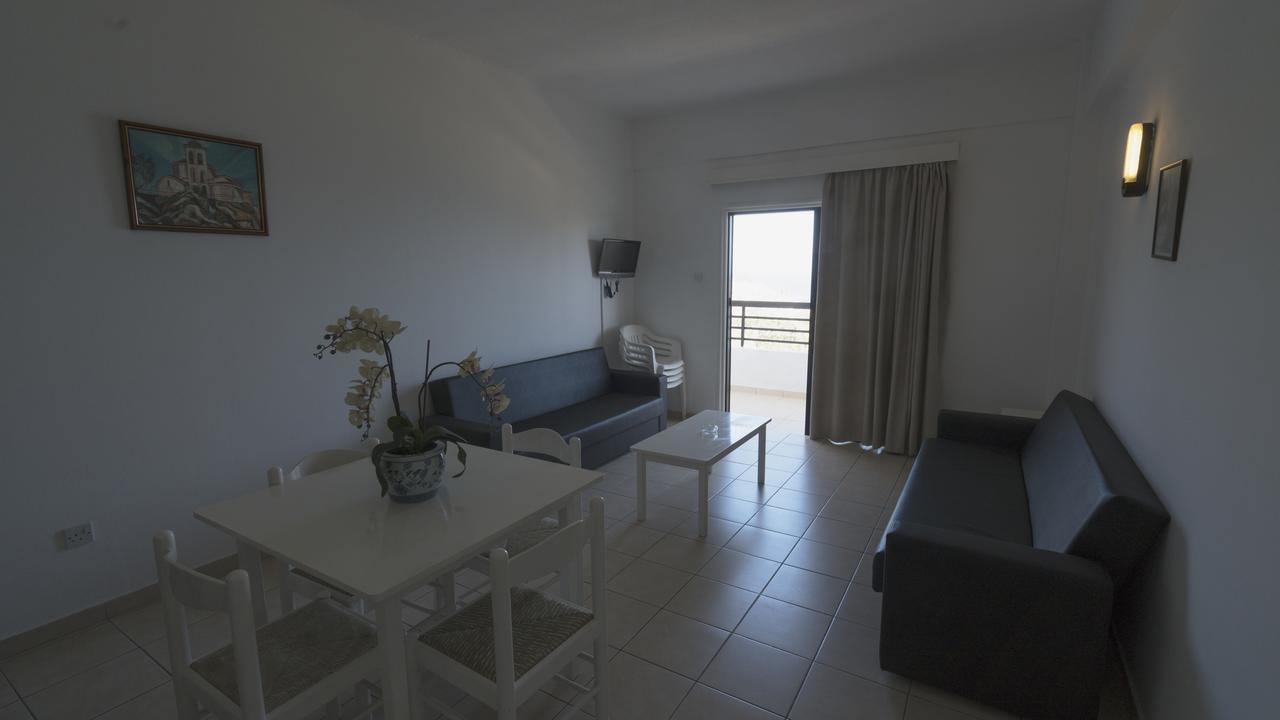 Konnos Bay Hotel Apartments Protaras Extérieur photo